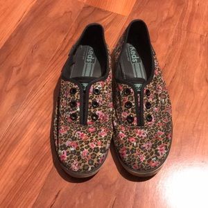 Keds Cheetah print with red and pink flowers